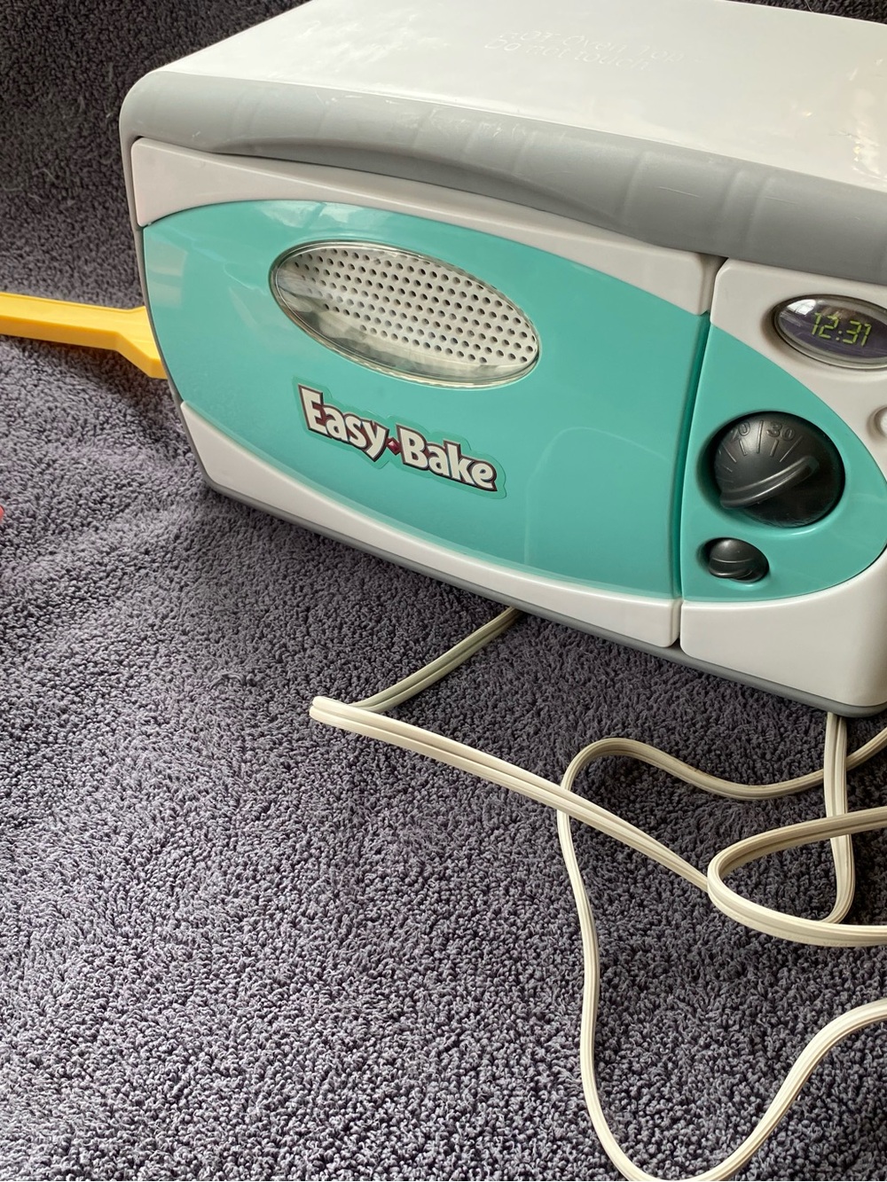 Teal & White “Easy-Bake” Oven with Accessories - Picture 2 of 4